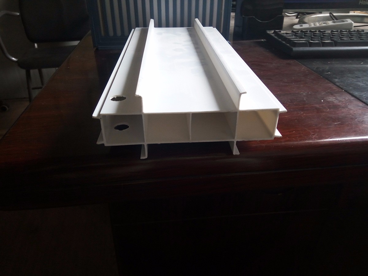 湛江立面拉缝板 (1)150MM宽拉缝板